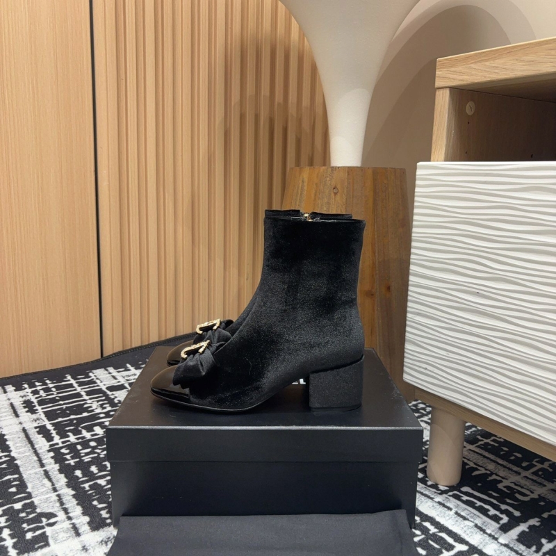 Ch*el boots